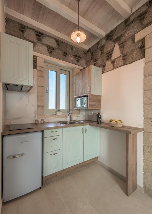 Hilltop Suites Milos Mytakas Dış mekan fotoğraf