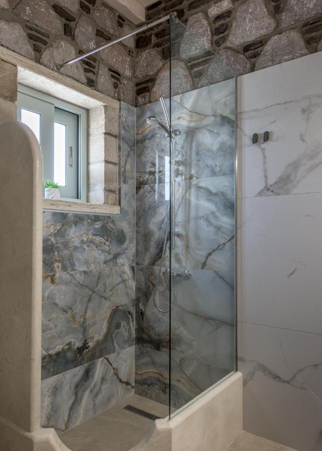 Hilltop Suites Milos Mytakas Dış mekan fotoğraf