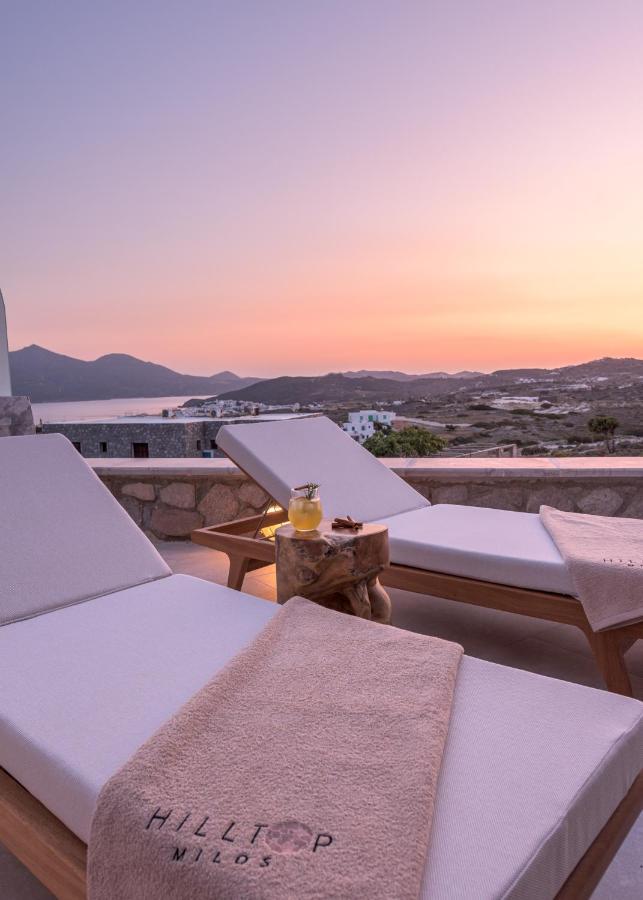 Hilltop Suites Milos Mytakas Dış mekan fotoğraf